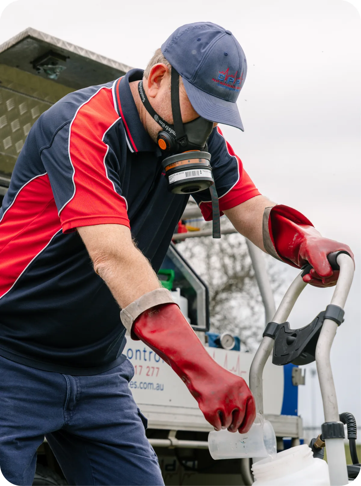 Aberdeen pest control technician